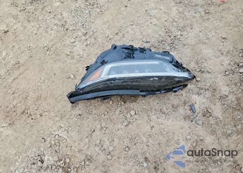 2024 Subaru Solterra Premium z USA, uszkodzony, nr VIN JTMABABA5RA052547